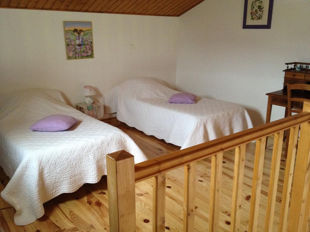 La Bergerie Bed & Breakfast Pollionnay Bagian luar foto