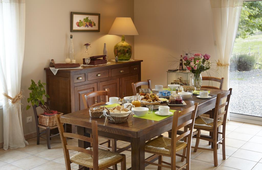 La Bergerie Bed & Breakfast Pollionnay Bagian luar foto