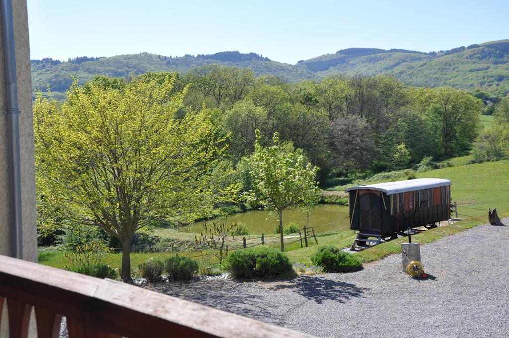 La Bergerie Bed & Breakfast Pollionnay Bagian luar foto