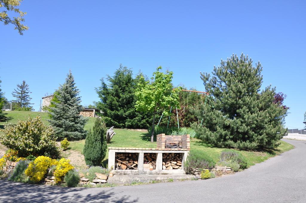 La Bergerie Bed & Breakfast Pollionnay Bagian luar foto