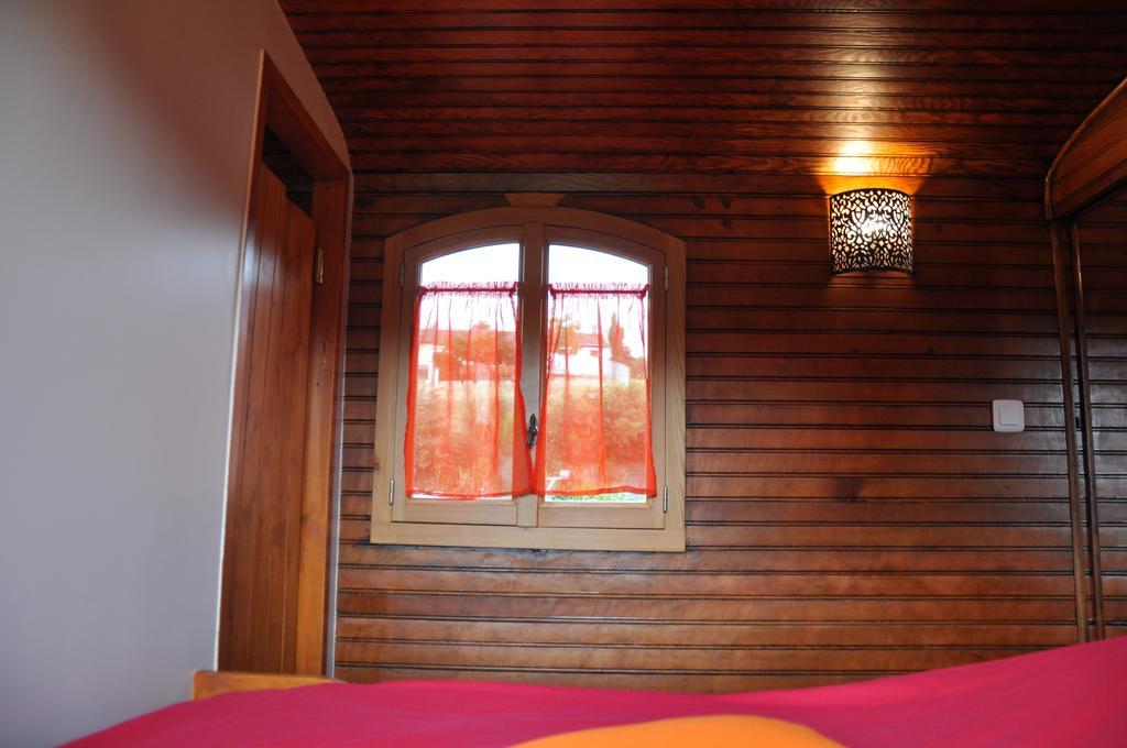 La Bergerie Bed & Breakfast Pollionnay Bagian luar foto